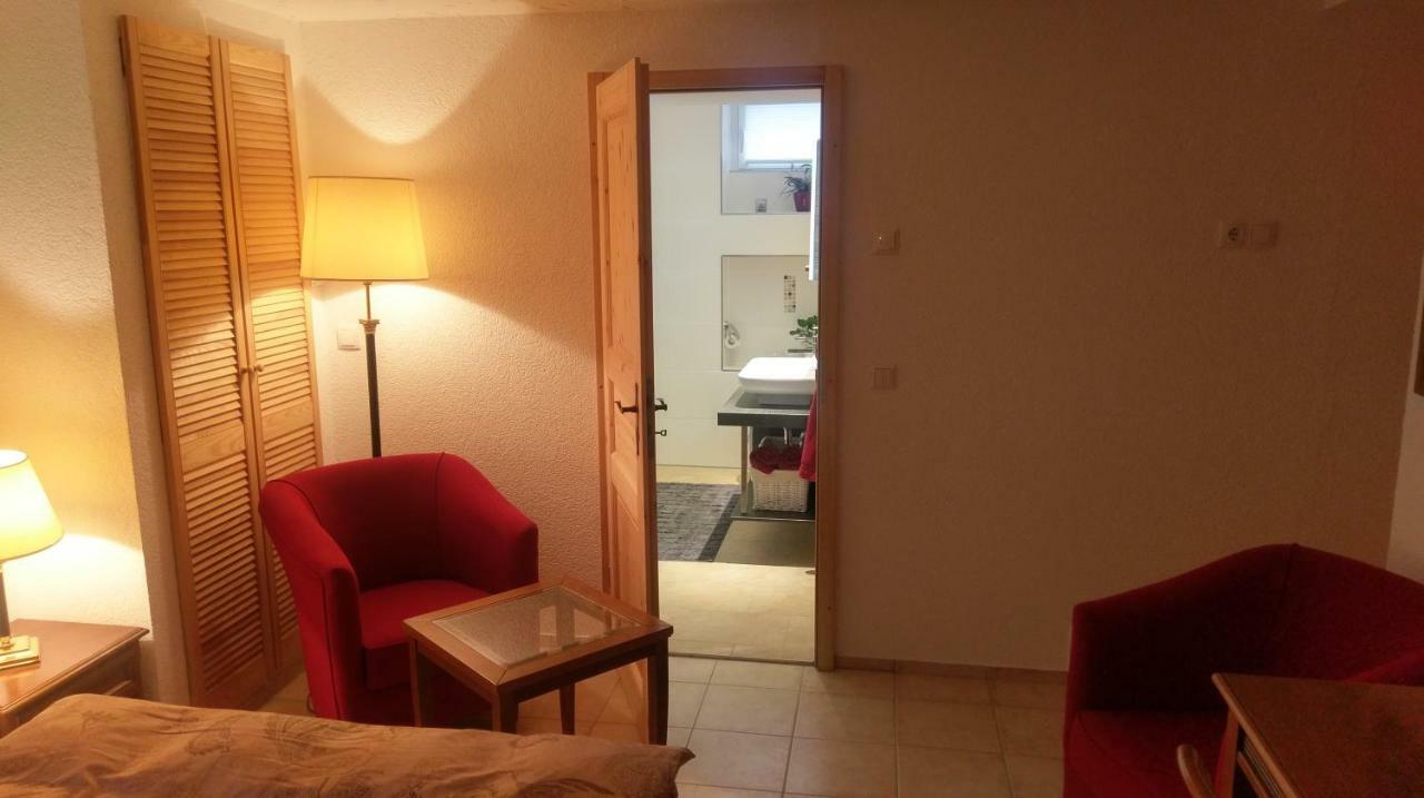Ferienzimmer Familie Schmidt Grossdeuben Εξωτερικό φωτογραφία